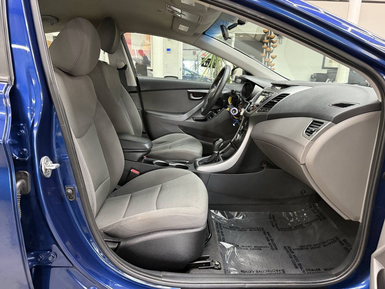 Used 2016 Hyundai Elantra SE w/ Option Group 02 FWD image 17