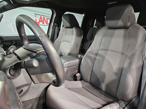 Certified 2025 Toyota Tacoma SR5 image 24