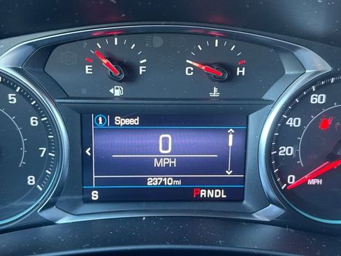 Used 2023 Chevrolet Equinox LT image 19