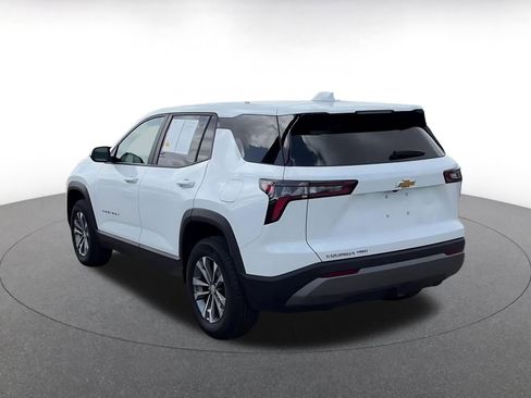 Used 2025 Chevrolet Equinox LT image 9