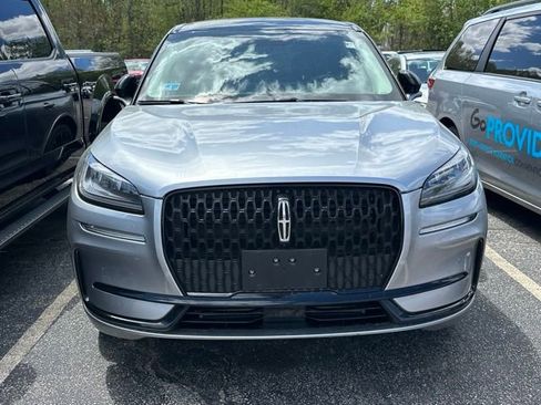 Used 2023 Lincoln Corsair AWD w/ Equipment Group 101A image 1