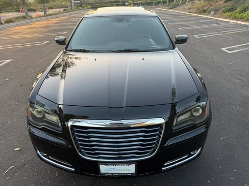 Used 2013 Chrysler 300 S AWD/4WD image 10