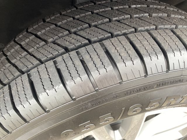 Certified 2023 Chevrolet Traverse LT FWD image 23