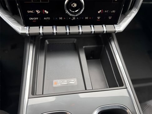 New 2026 GMC Acadia Elevation w/ LPO, Floor Liner Package image 18