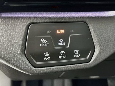 Certified 2023 Volkswagen ID.4 Pro S AWD/4WD image 11