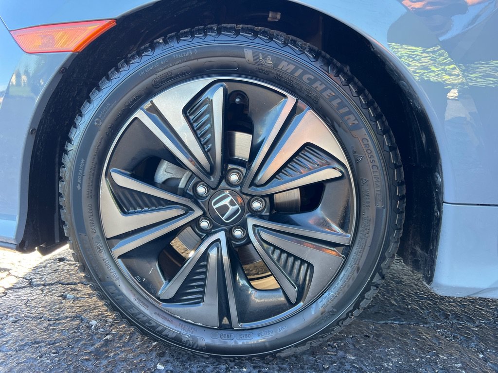 Used 2018 Honda Civic EX image 34