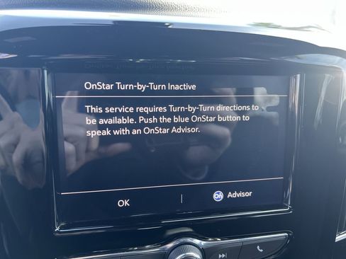 Used 2023 Chevrolet Traverse LT image 24