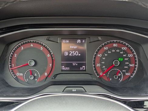 Used 2020 Volkswagen Jetta SE w/ SE Cold Weather Package FWD image 11