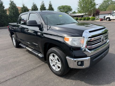 Used 2016 Toyota Tundra SR5 w/ SR5 Upgrade Package image 9