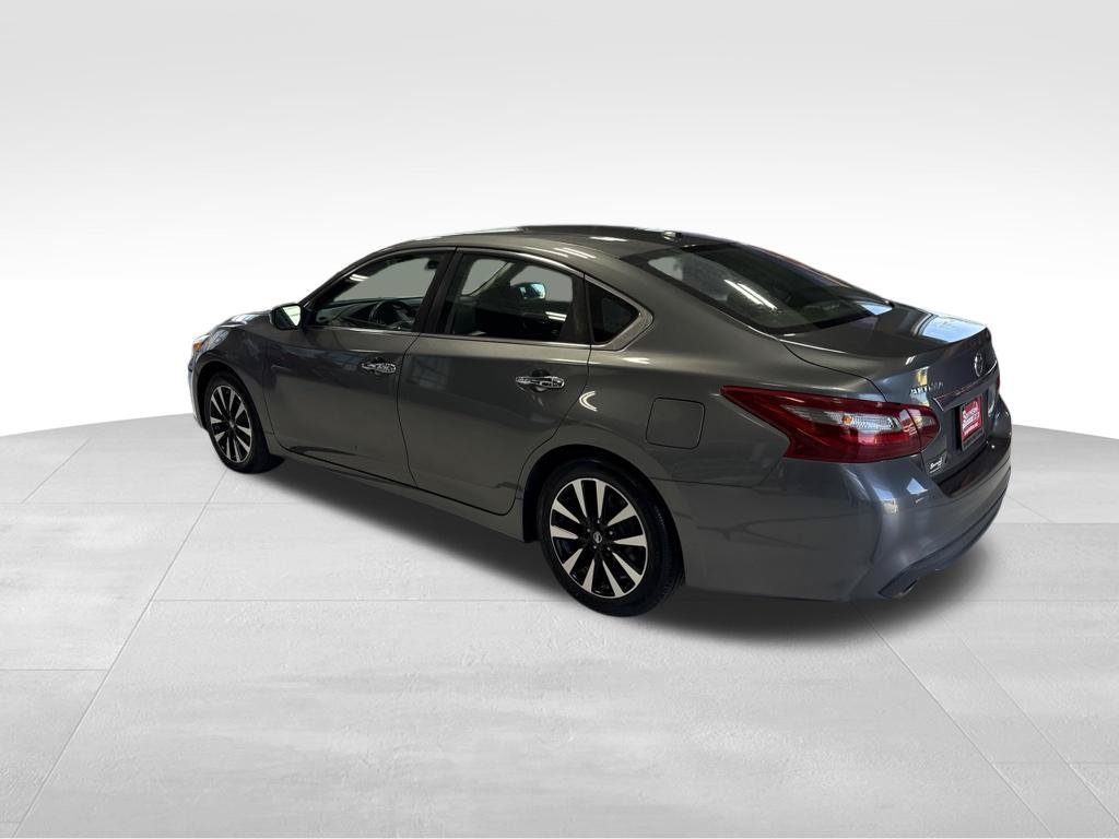 Used 2018 Nissan Altima 2.5 SV FWD image 4