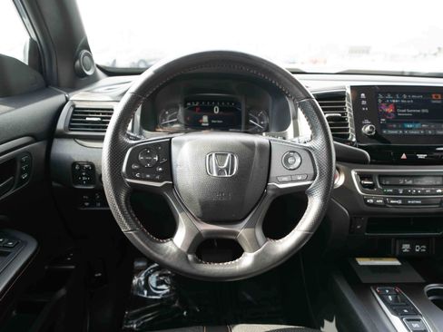 Used 2023 Honda Passport TrailSport image 21