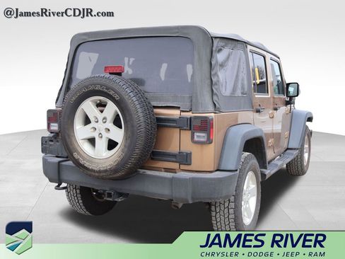 Used 2015 Jeep Wrangler Unlimited Sport w/ Quick Order Package 24S image 10