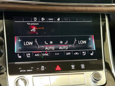 Certified 2026 Audi Q7 3.0T Premium Plus w/ Premium Plus Package AWD/4WD image 16