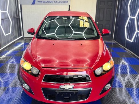 Used 2016 Chevrolet Sonic LTZ FWD image 6