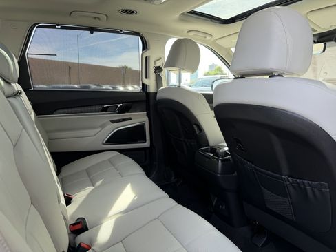 Used 2025 Kia Telluride SX image 41