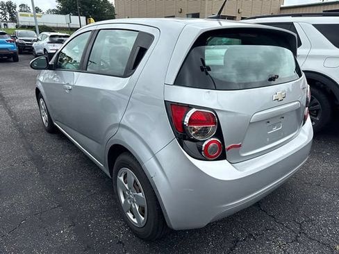 Used 2014 Chevrolet Sonic LS FWD image 6