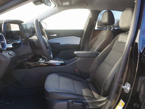 Certified 2024 Chevrolet Trax LT image 10