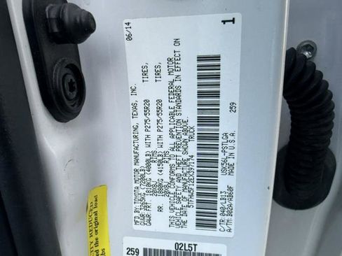 Used 2014 Toyota Tundra Limited image 36