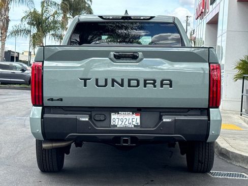 Used 2025 Toyota Tundra Limited AWD/4WD image 6