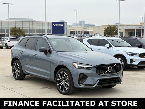 Certified 2023 Volvo XC60 B5 Plus w/ Climate Package image 5