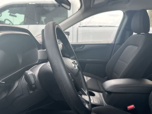 Used 2025 Ford Escape Active image 30