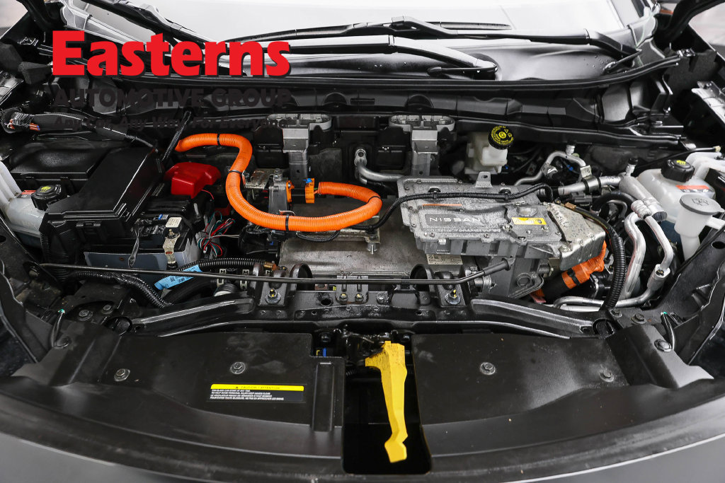 Used 2023 Nissan Ariya AWD image 8