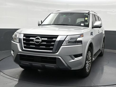 Used 2022 Nissan Armada SL RWD image 9