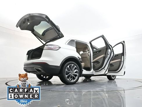 Used 2023 Lincoln Nautilus Reserve w/ Equipment Group 201A AWD/4WD image 43