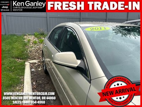 Used 2011 Chevrolet Malibu LT w/ Power Convenience Package FWD image 10