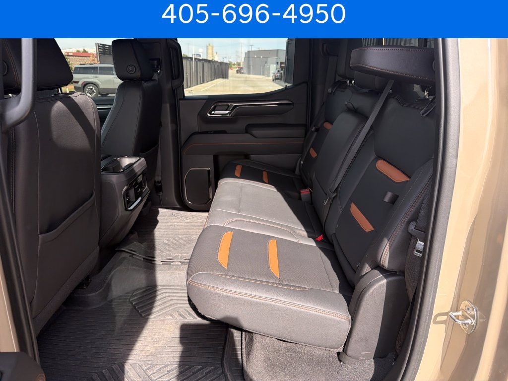 Used 2023 GMC Sierra 1500 AT4 w/ AT4 Premium Package AWD/4WD image 18