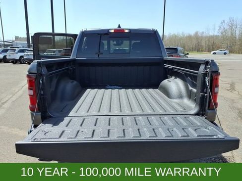 New 2026 RAM 1500 Big Horn AWD/4WD image 14