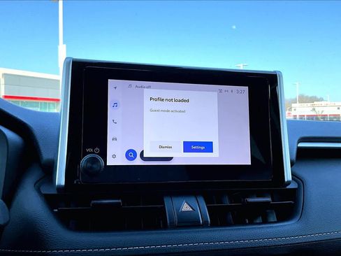 Used 2023 Toyota RAV4 XLE image 33