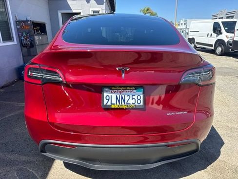 Used 2024 Tesla Model Y Long Range AWD/4WD image 6