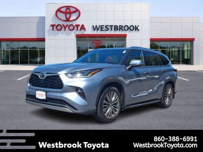 Used 2023 Toyota Highlander Platinum