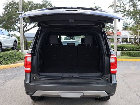 Used 2018 Ford Expedition XLT w/ Equipment Group 201A image 16