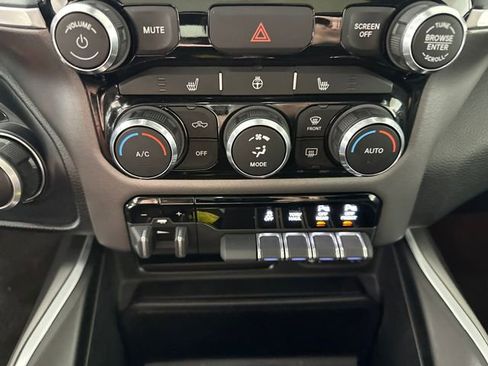 Used 2021 RAM 1500 Big Horn image 23