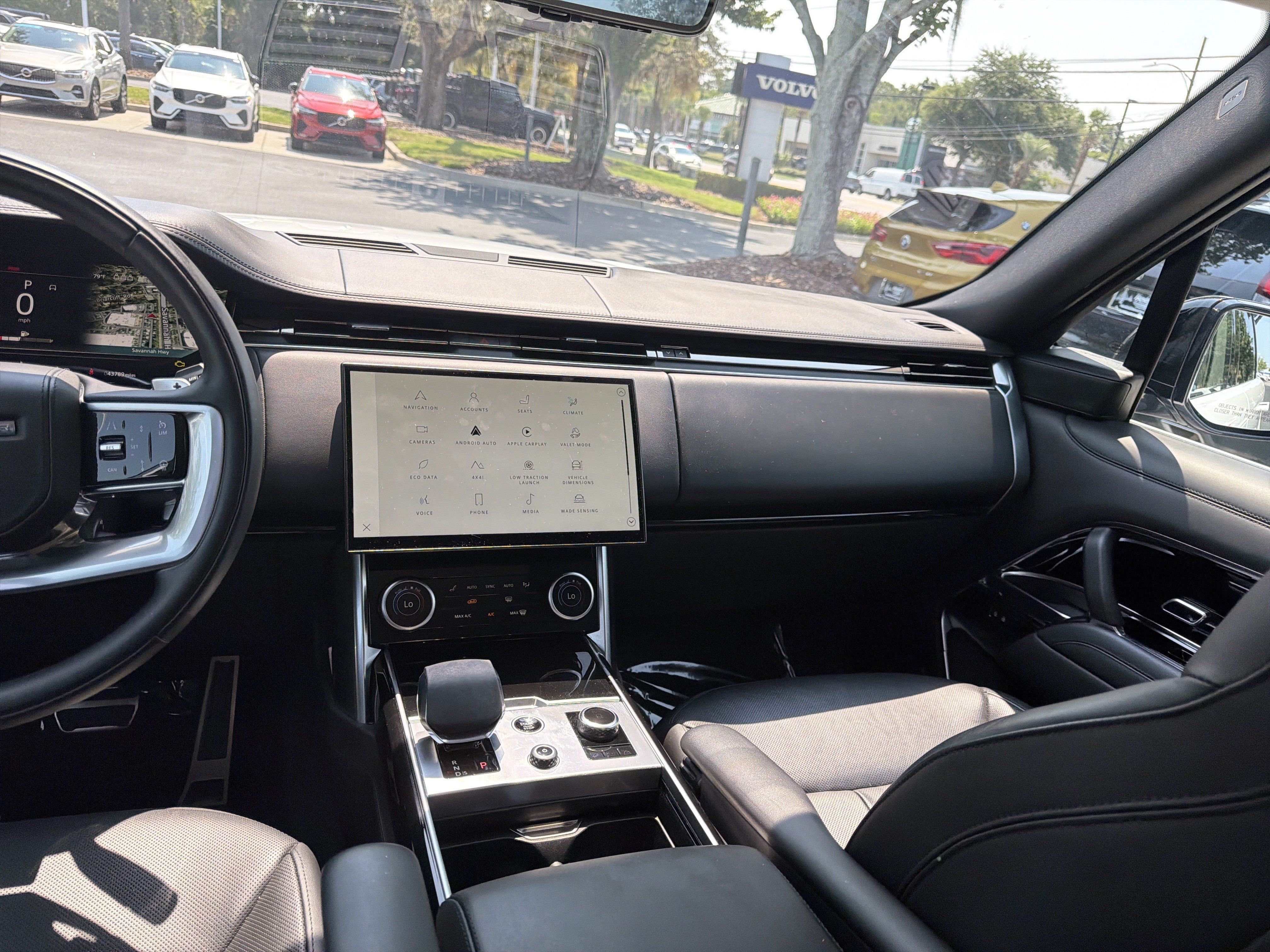 Used 2022 Land Rover Range Rover SE AWD/4WD image 31