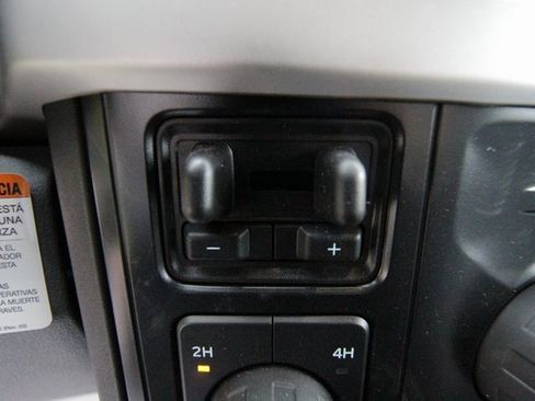 Used 2024 Ford F550 4x4 Regular Cab Super Duty image 26