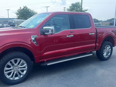 Used 2025 Ford F150 Lariat w/ Equipment Group 501A Mid AWD/4WD image 11