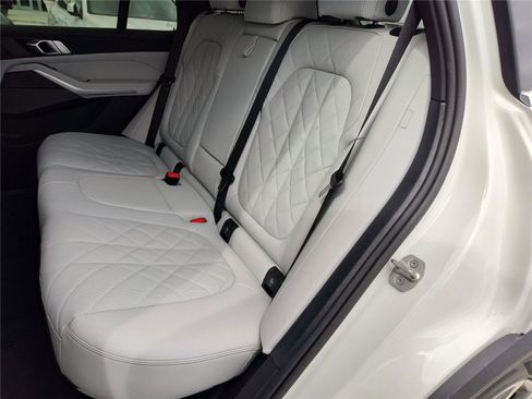 New 2026 BMW X5 xDrive40i AWD/4WD image 15