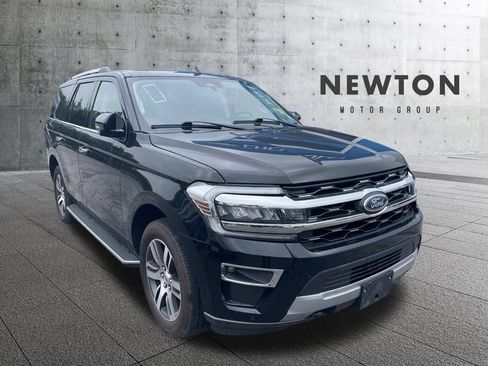 Used 2023 Ford Expedition Limited AWD/4WD image 1