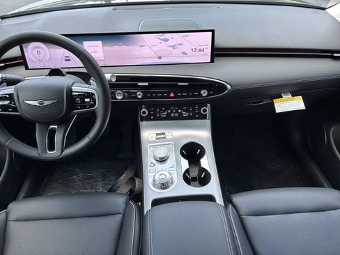 New 2026 Genesis GV70 2.5T Advanced w/ G1 Accessory Package AWD/4WD image 20