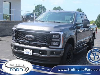 New 2026 Ford F350 Lariat w/ Black Appearance Package