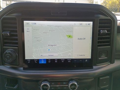 Used 2025 Ford F150 Lariat AWD/4WD image 27