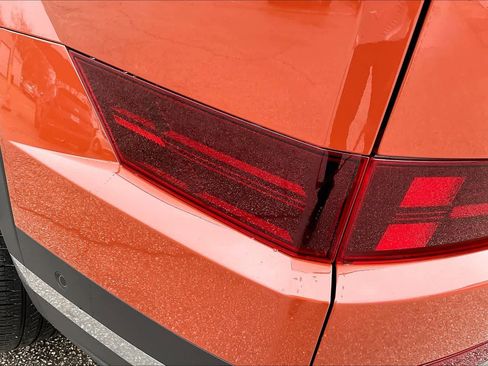 Certified 2025 Hyundai Santa Fe Limited image 21