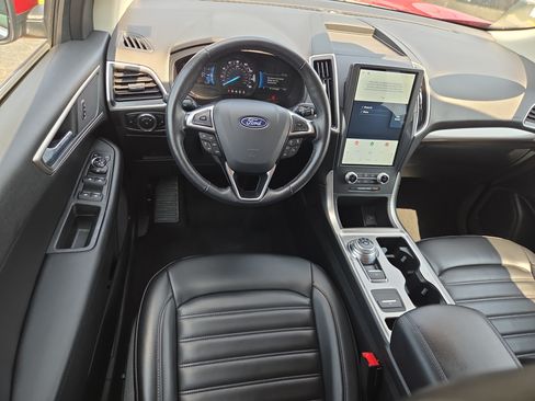 Used 2024 Ford Edge SEL AWD/4WD image 8
