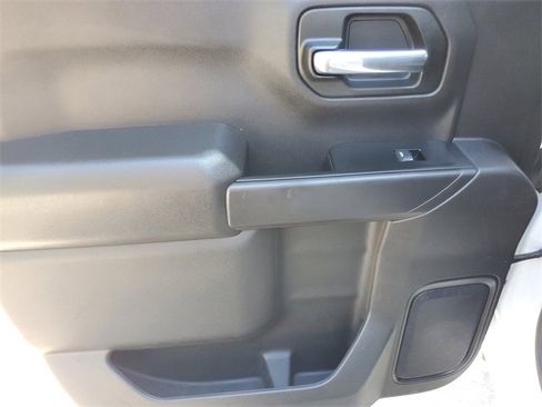 Certified 2023 Chevrolet Silverado 1500 Custom image 12