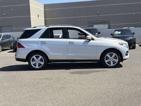 Used 2017 Mercedes-Benz GLE 350 w/ Premium 1 Package image 5
