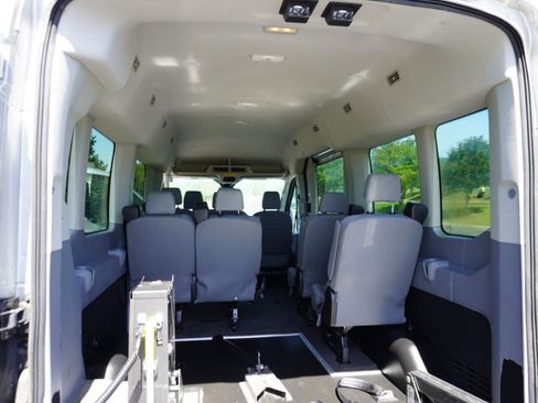 Used 2019 Ford Transit 350 XLT RWD image 35