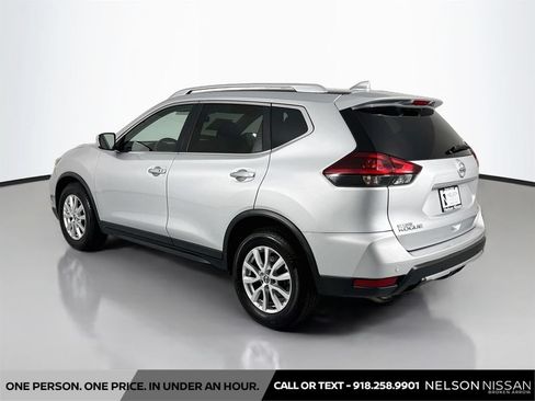 Used 2019 Nissan Rogue SV FWD image 7
